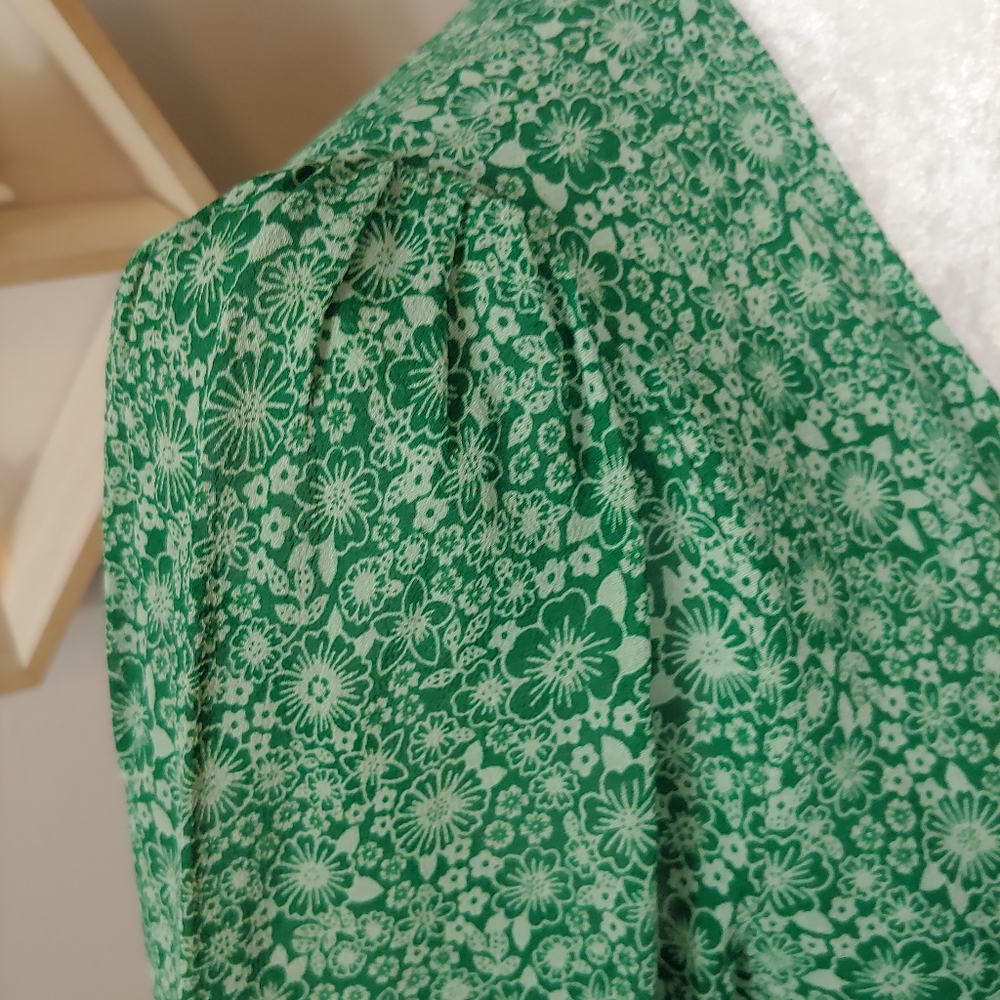Like New Reformation Green Rosebud Mini Wrap Dress - Picture 9 of 13